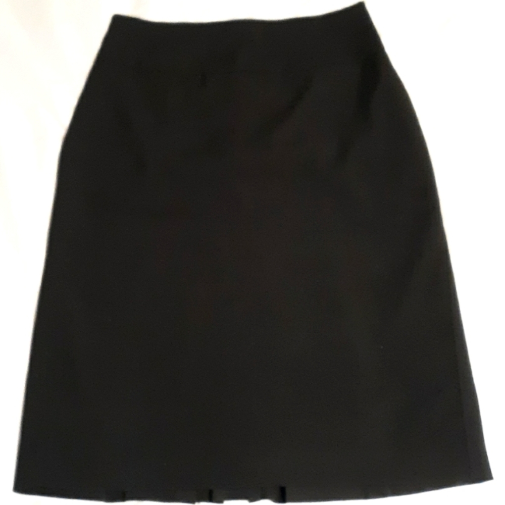 High waisted black pencil skirt